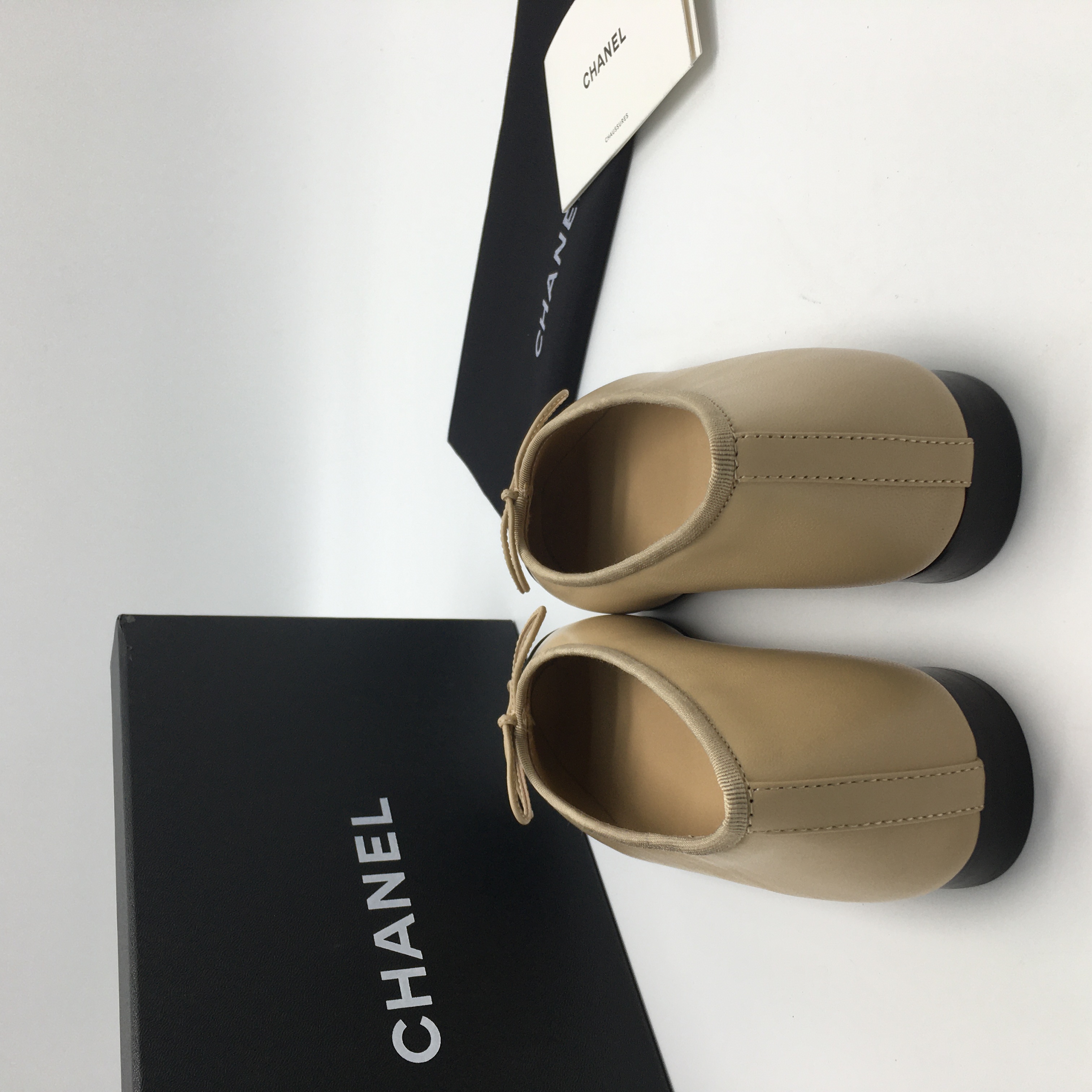 abeca93241c984342079a0a66b689244_1765954527_5597.jpg